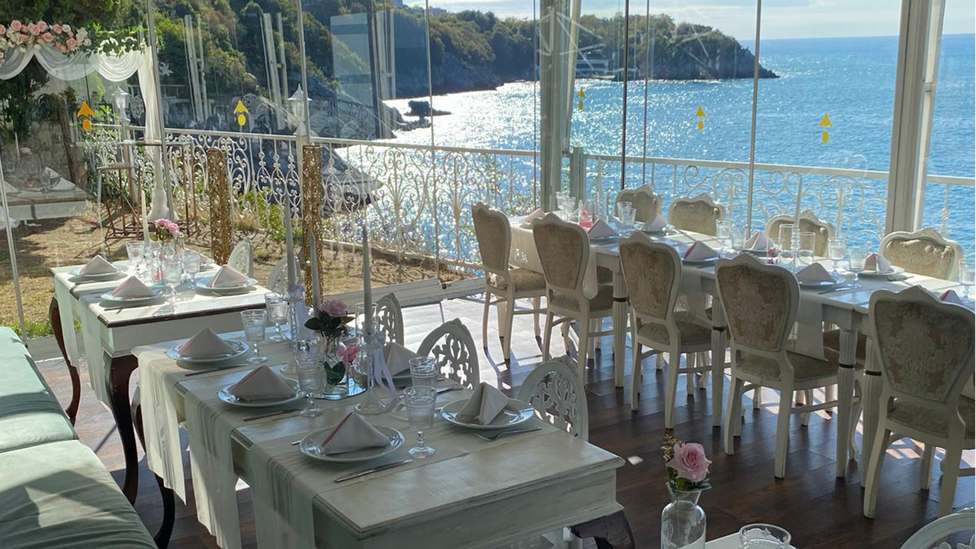 Bab-i Zer Restaurant